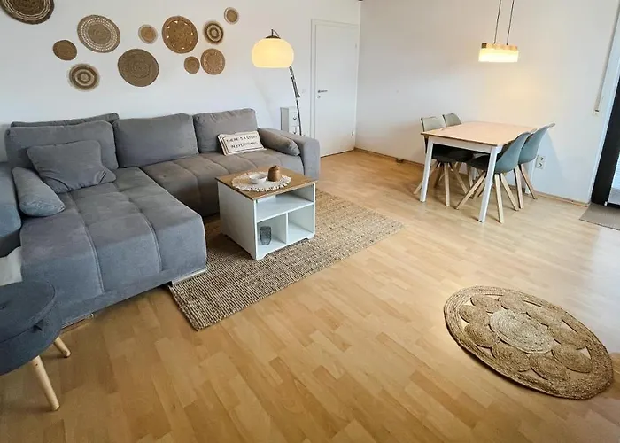 Gemuetliche Fuer 4 Personen * 鲍姆霍尔德尔